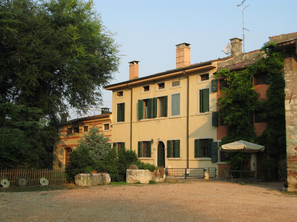 Agriturismo Corte Pellegrini San Martino Buon Albergo Luaran gambar